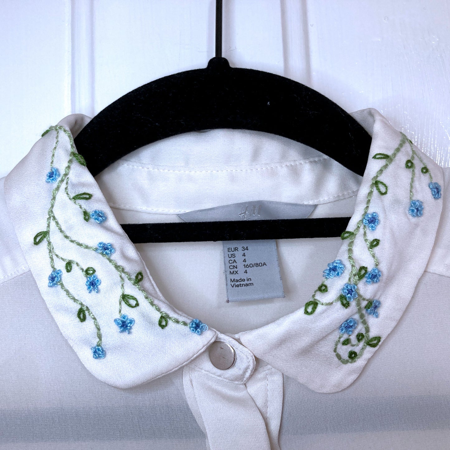 Embroidered collar - custom order