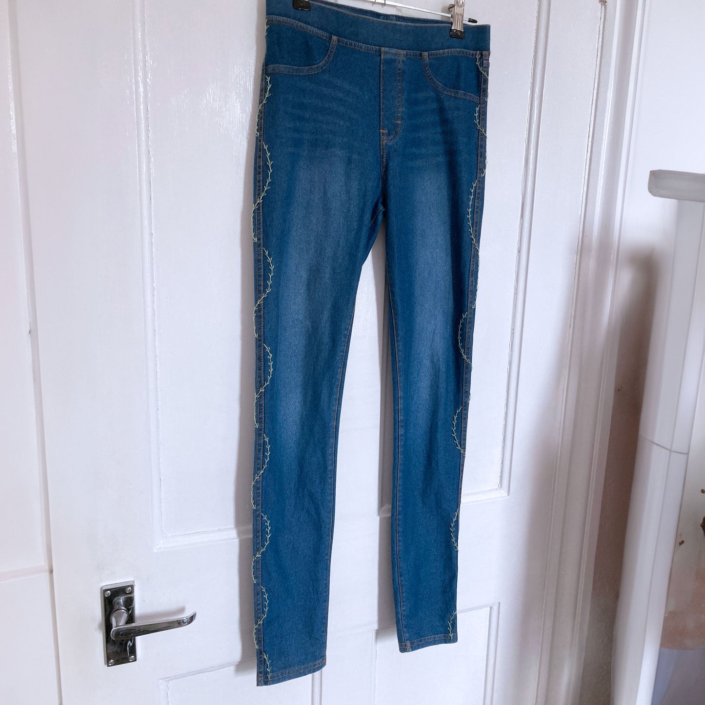 Age 12-13, H&M | Creeping vine jeggings | Ready to ship