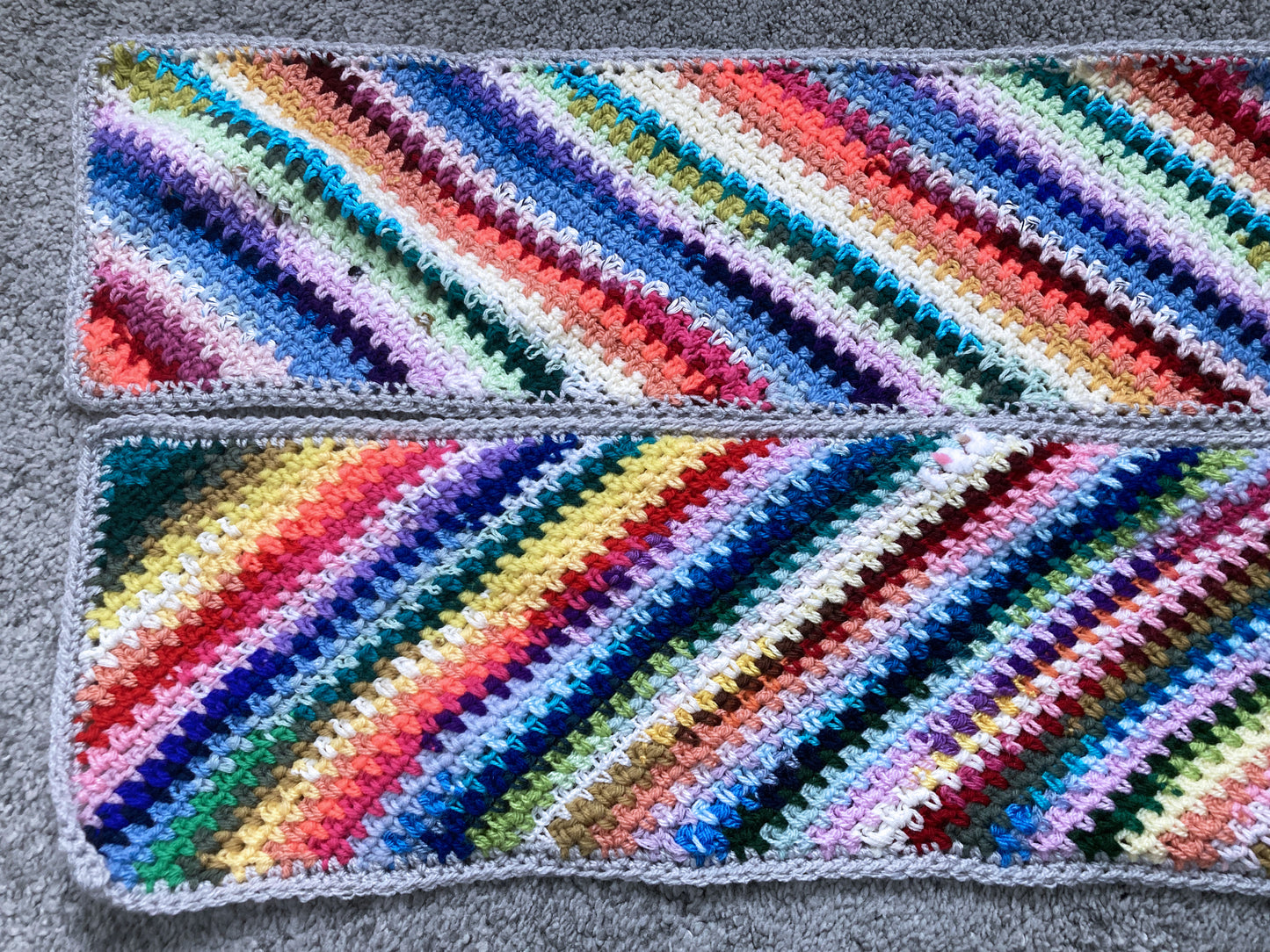 Rainbow moss scarf