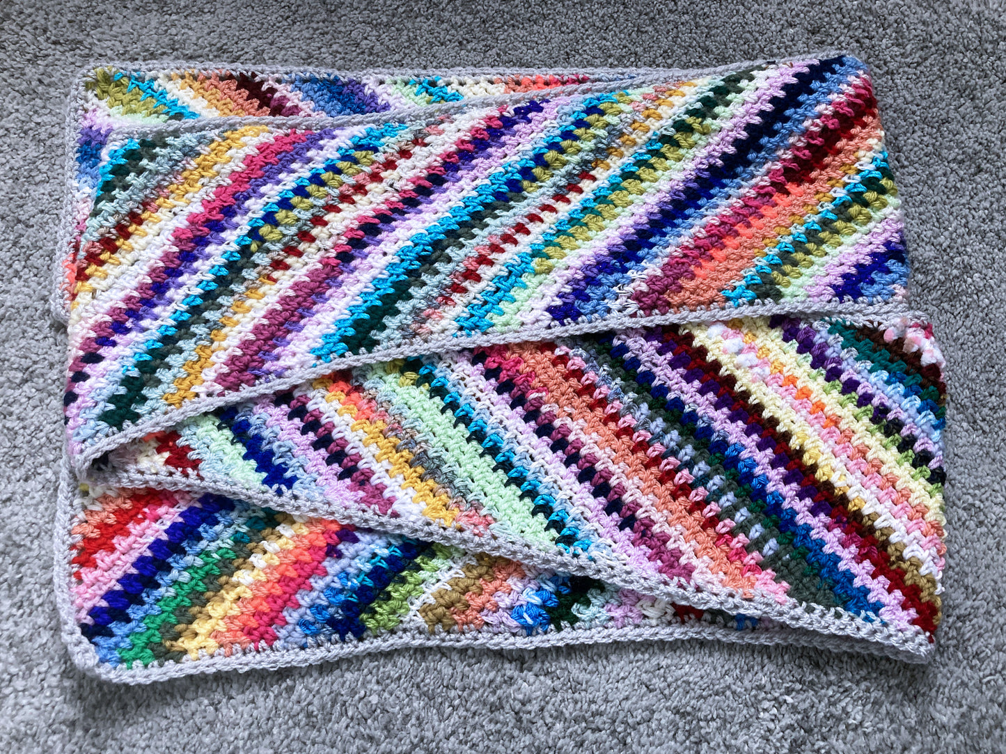 Rainbow moss scarf